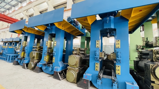 Três elevação contínua do moinho de laminação quatro dos suportes 50Hz com motor da C.C.