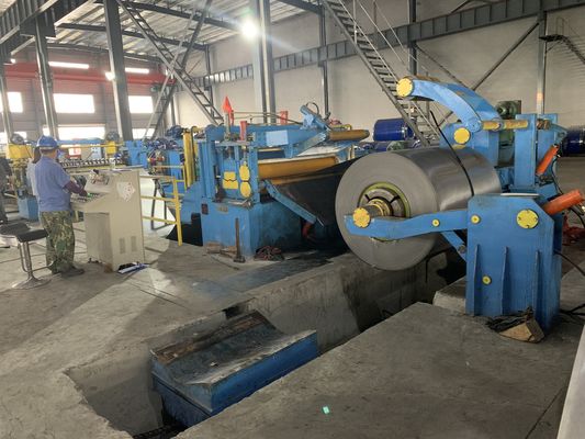 máquina de corte de aço da tira de 1500mm, precisão de alta velocidade que corta a linha