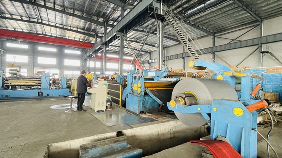máquina de corte da chapa metálica de 1800mm com tipo pesado Decoiler hidráulico