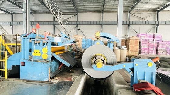 Máquina de corte laminada 2200mm da chapa de aço Wilder Metal Slitter