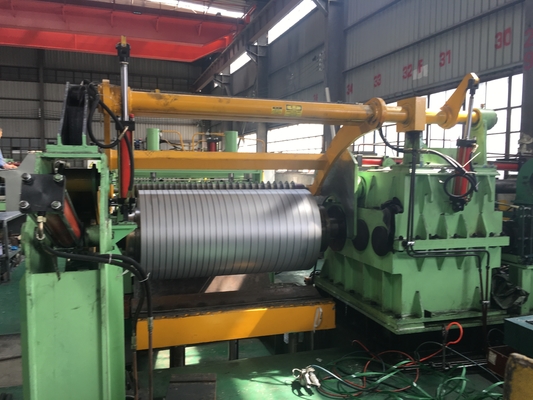 MA(0.4-2.0)X1300mm CNC linha de corte de rolos a frio com design de vida útil do equipamento de mais de 20 anos