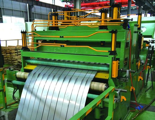 máquina de corte de aço da tira de 0.6-5mm da esquerda à direita que alimenta