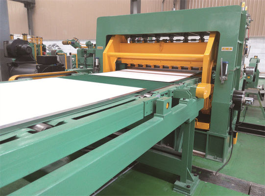 Corte de aço laminado do metal à linha do comprimento para a tesoura transversal