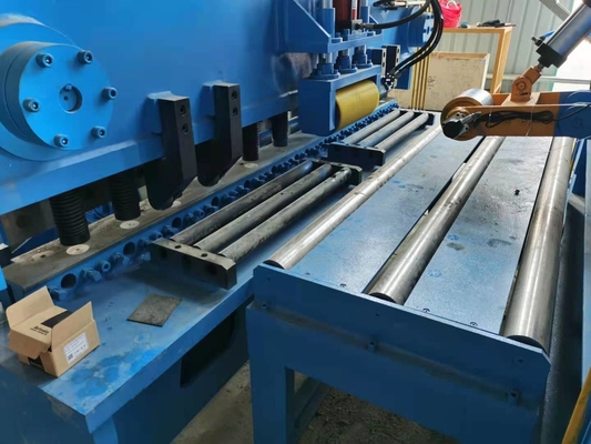 corte de folha de 1600mm à linha movimentação servo 100m/Min Slitting do comprimento